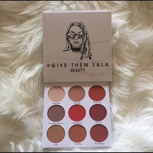 Give them lala- the grown woman palette